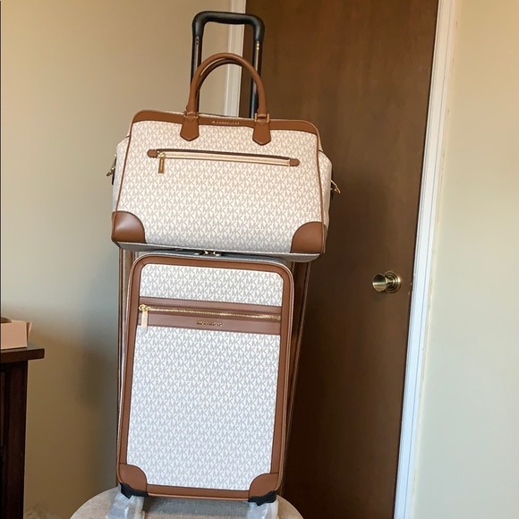 Michael Kors Travel Bag Weekender Vanilla - Picture 10 of 11